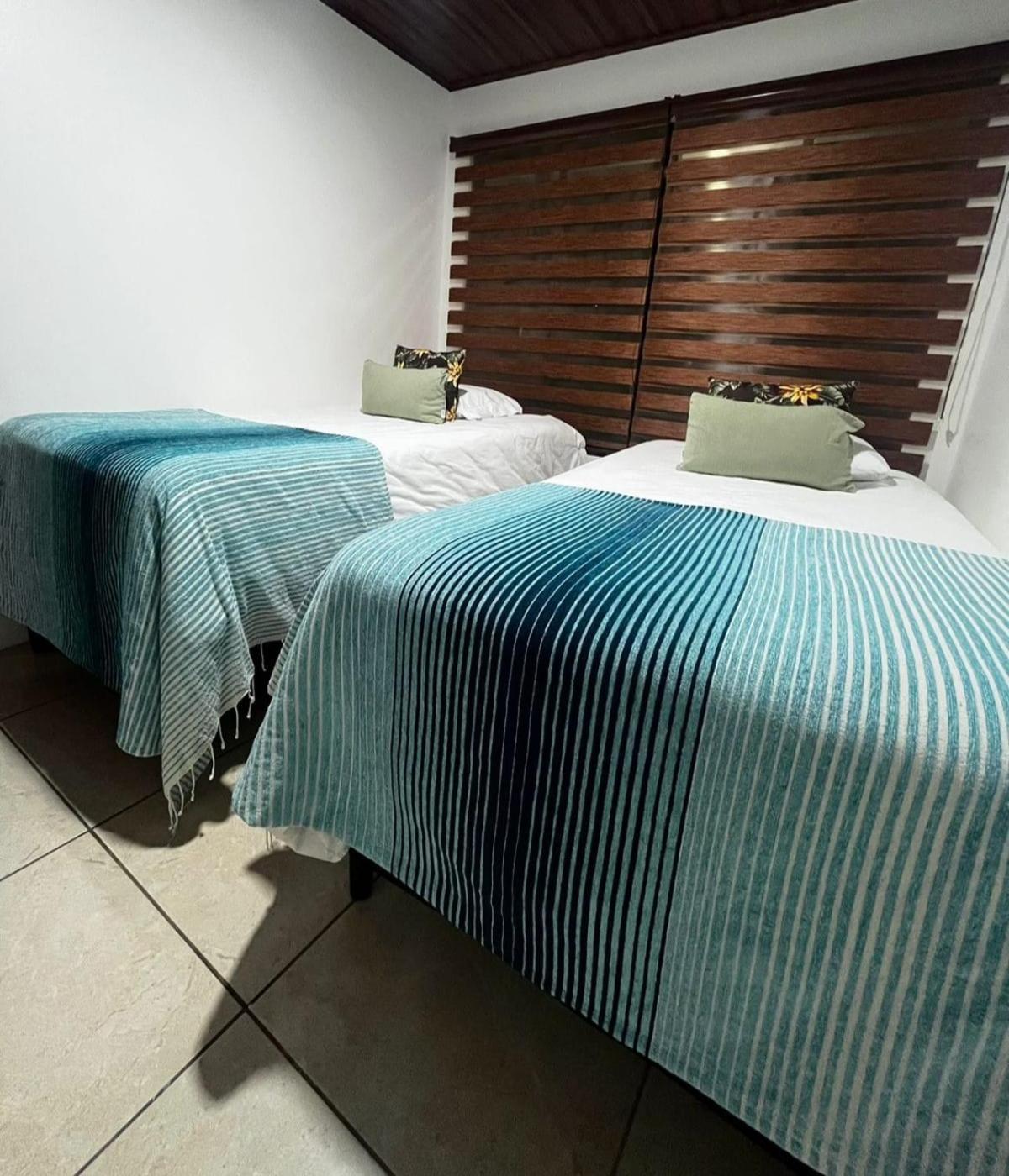 Mevak Apartments Suites La Fortuna Eksteriør bilde