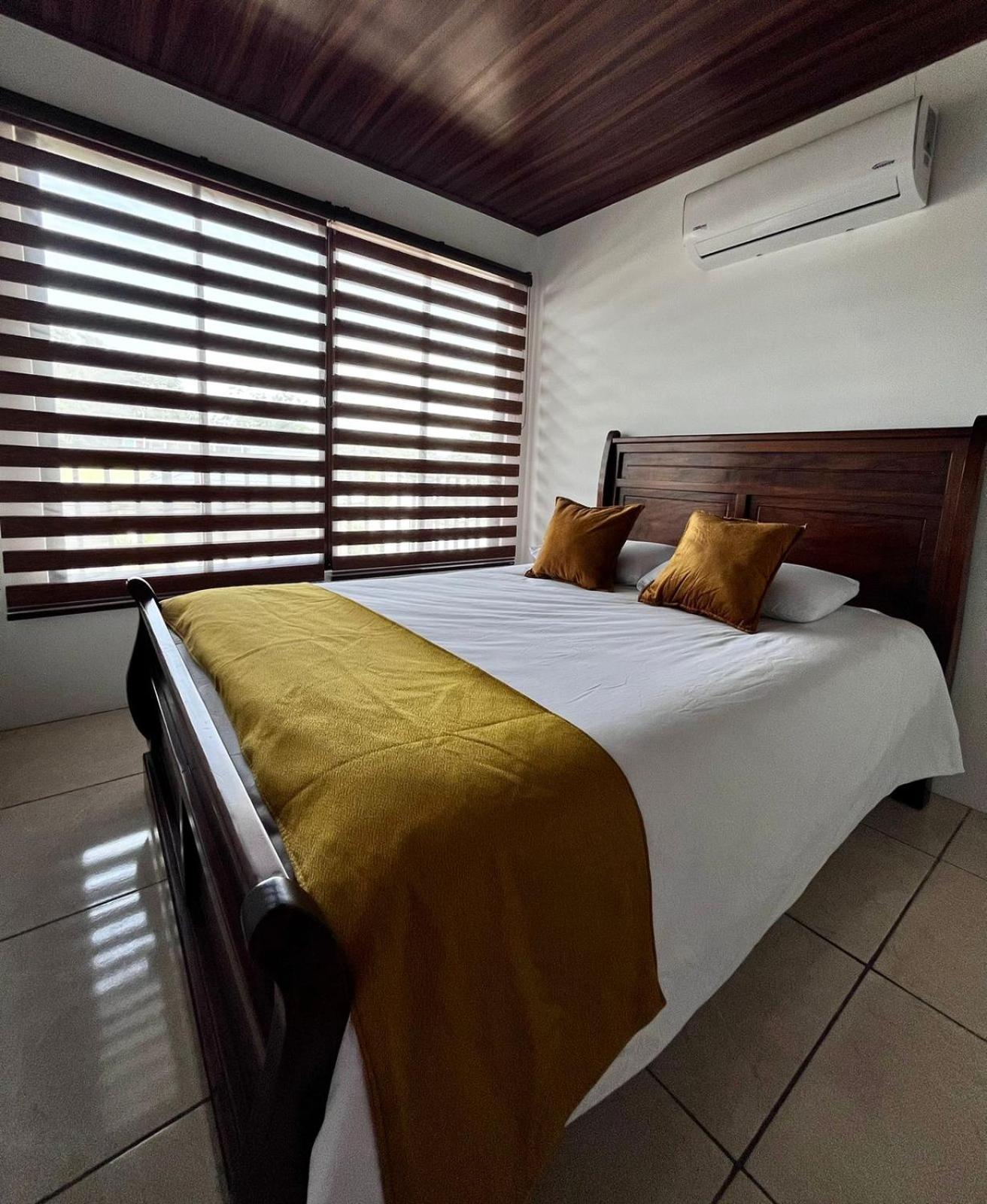 Mevak Apartments Suites La Fortuna Eksteriør bilde